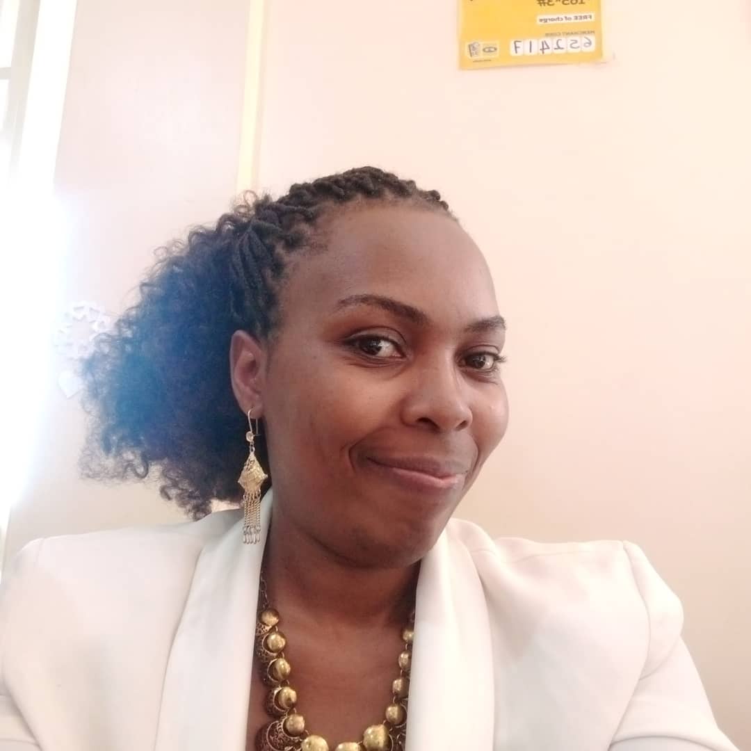 Kukundakwe Betha, Secretary